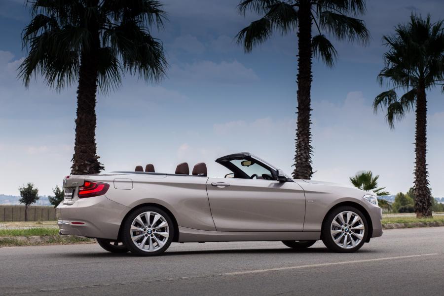  BMW 228i Convertible Luxury Line 2015 года  (ZA) (фото 7 из 30)
